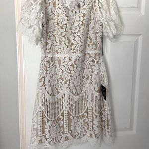 Pearson White Lace Short Sleeve Dress